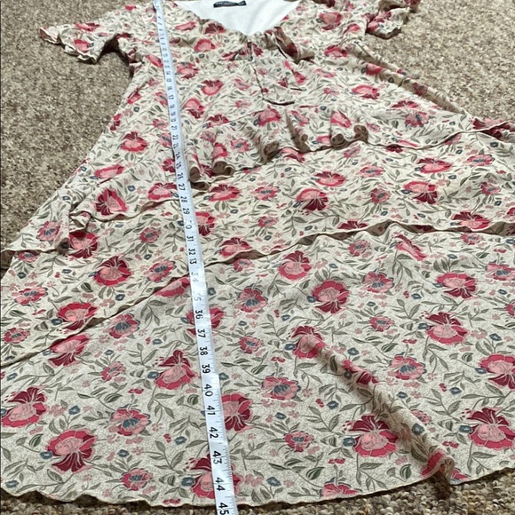 Nasty Gal Floral V-Neck Ruffle Dress Size 4 - Picture 2 of 11